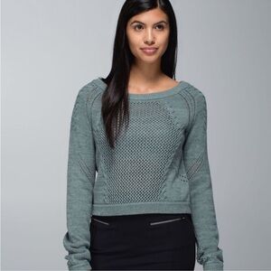 Lululemon Be Present Pullover Cropped
Knit Sweater size 10
Worn once